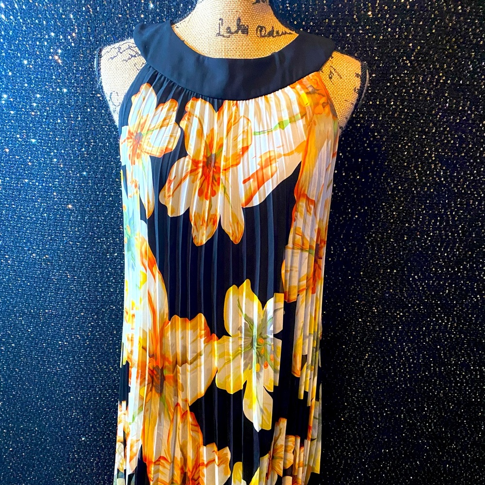 👗FLORAL PLEATED HALTER MIDI SHIFT DRESS👗